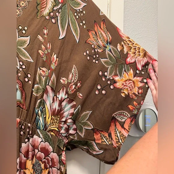 ⭐️Fall In Love with this FARM Rio Floral Bishop Sleeve MIDI Dress 🍁🍂 - Picture 8 of 13